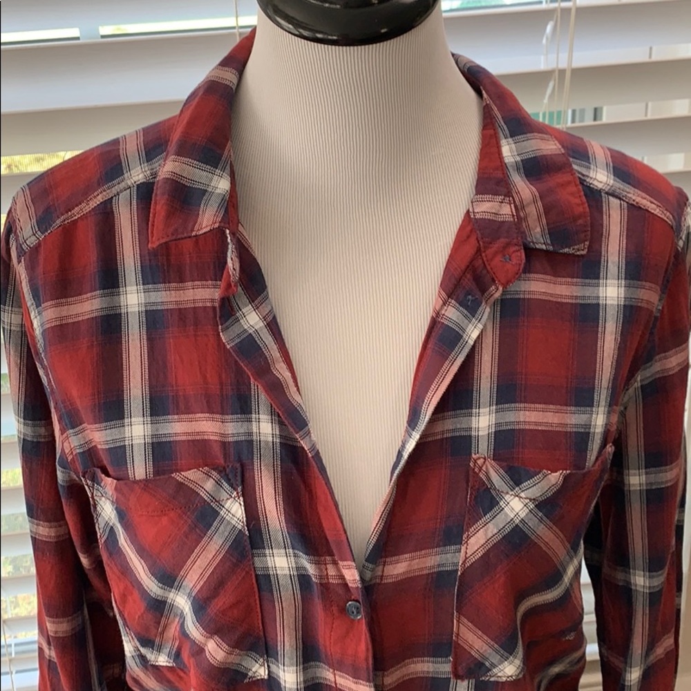H&M plaid button down - Picture 3 of 5